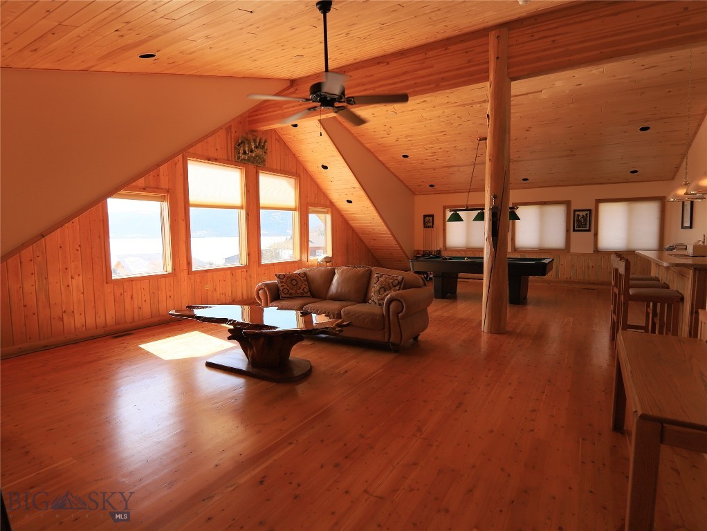 Yellowstone Holiday - Residential