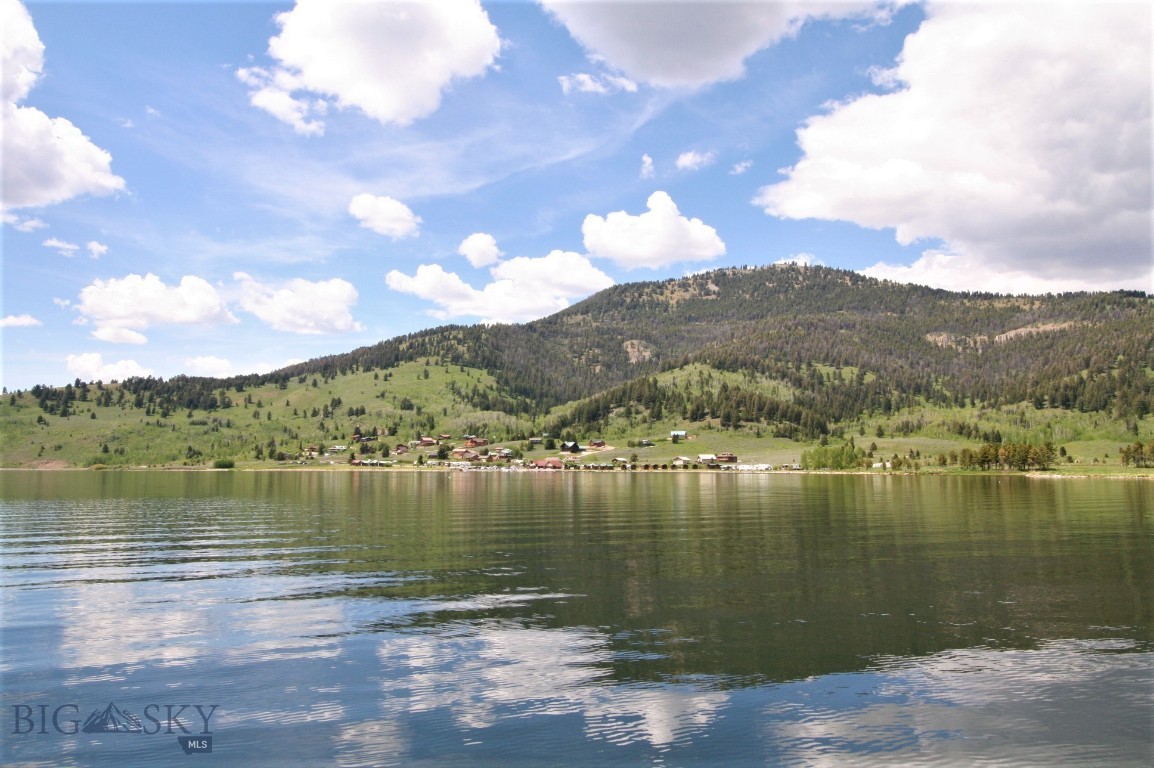 Yellowstone Holiday - Residential