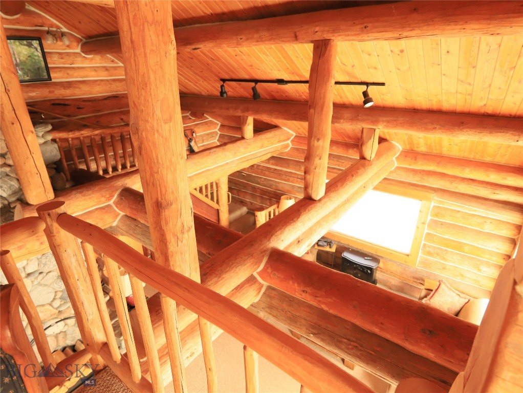 Yellowstone Holiday - Residential