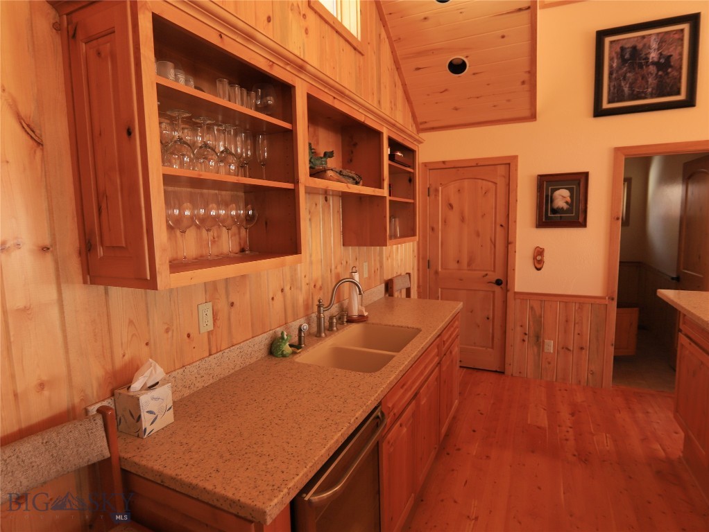 Yellowstone Holiday - Residential