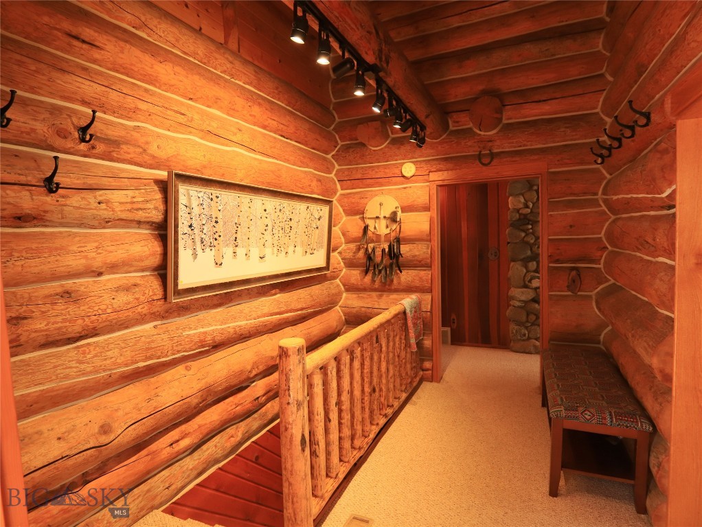 Yellowstone Holiday - Residential