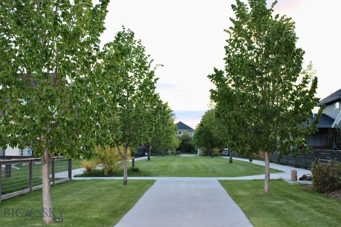 The Lakes at Valley West - Residential