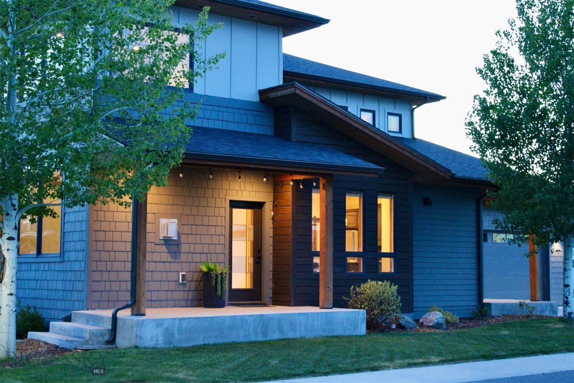 The Lakes at Valley West - Residential