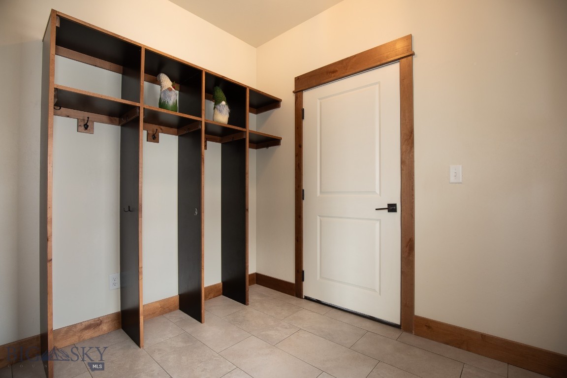 The Lakes at Valley West - Residential