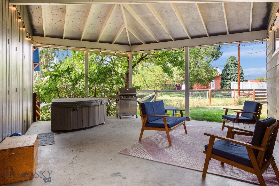 Butte, Montana 59701, United States, 4 Bedrooms Bedrooms, ,2 BathroomsBathrooms,Residential,Active,206016