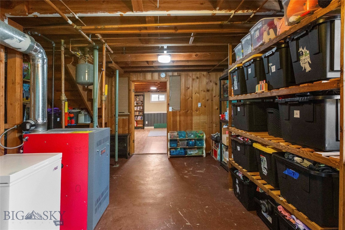 Butte, Montana 59701, United States, 4 Bedrooms Bedrooms, ,2 BathroomsBathrooms,Residential,Active,206016