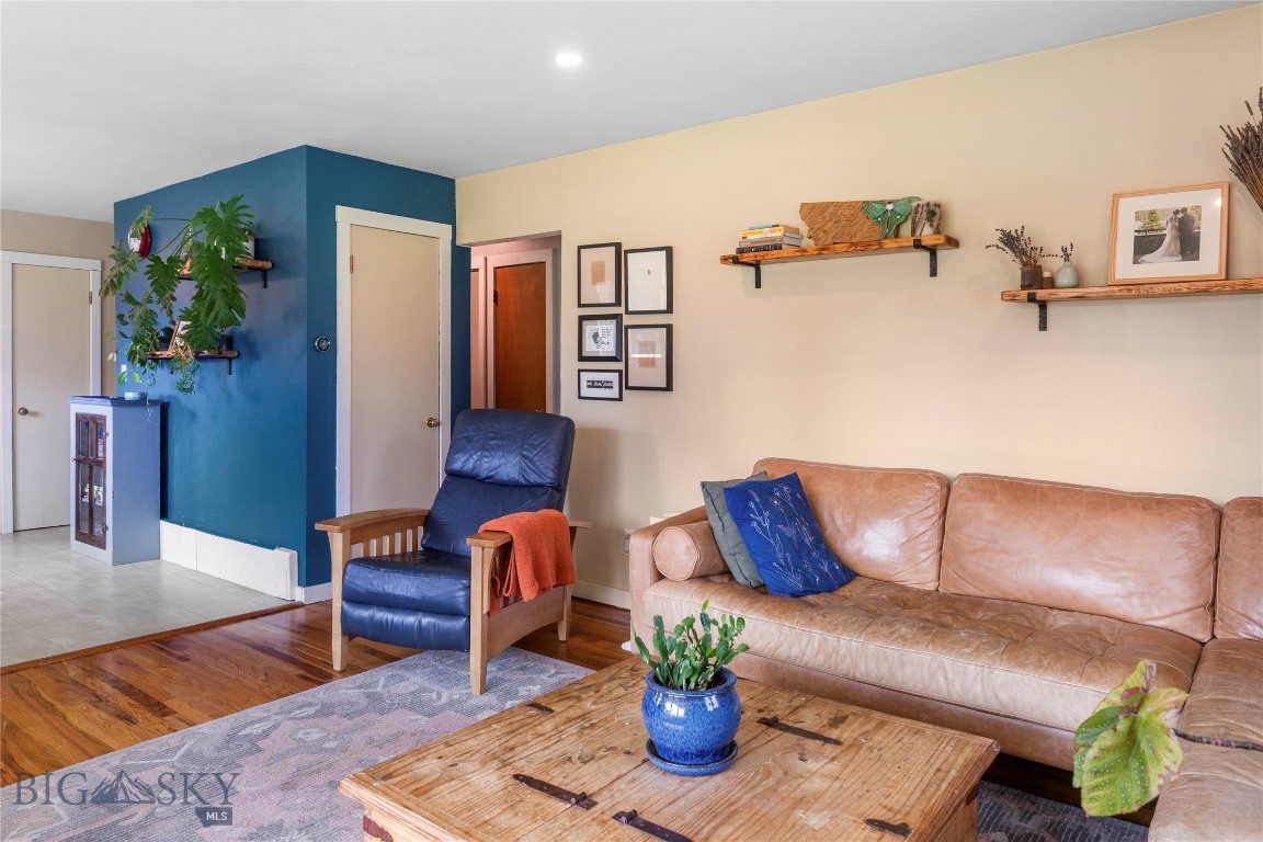 Butte, Montana 59701, United States, 4 Bedrooms Bedrooms, ,2 BathroomsBathrooms,Residential,Active,206016