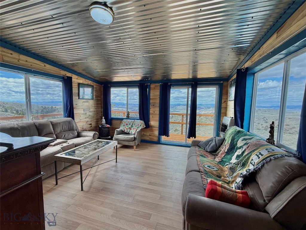 Ponderosa Pines - Residential