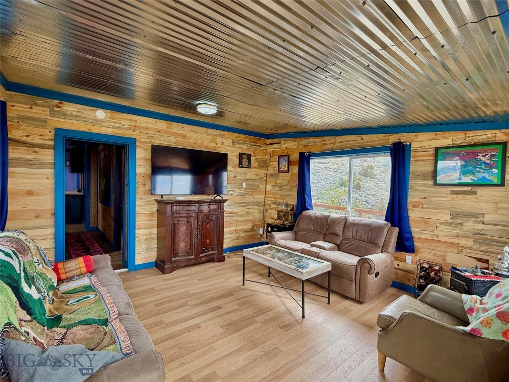 Ponderosa Pines - Residential