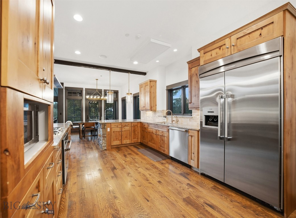 Pinnacle Condo - Residential