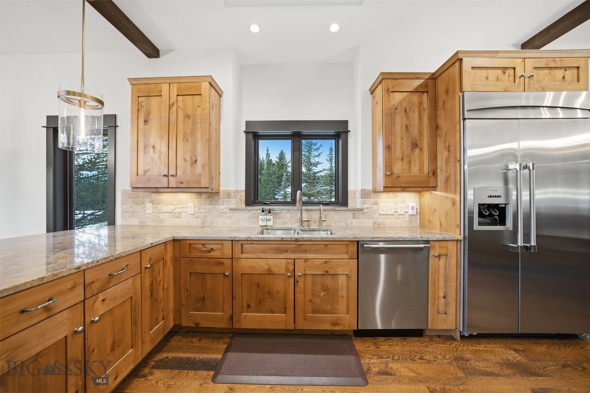 Pinnacle Condo - Residential