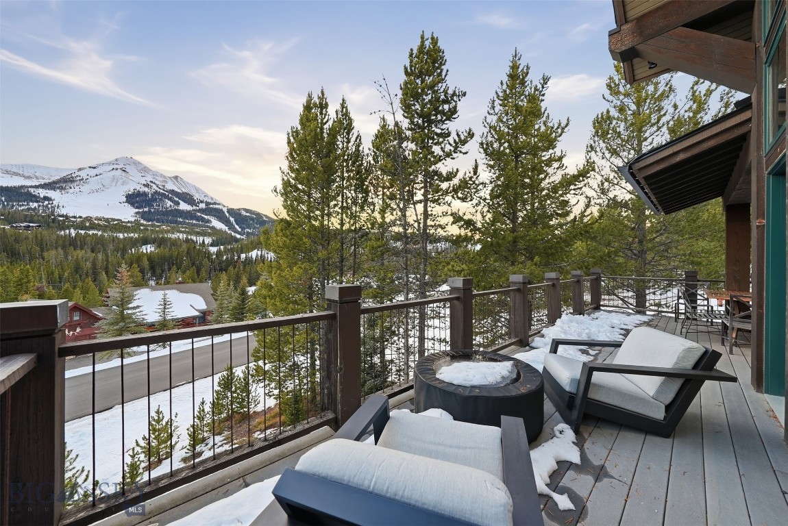 Pinnacle Condo - Residential