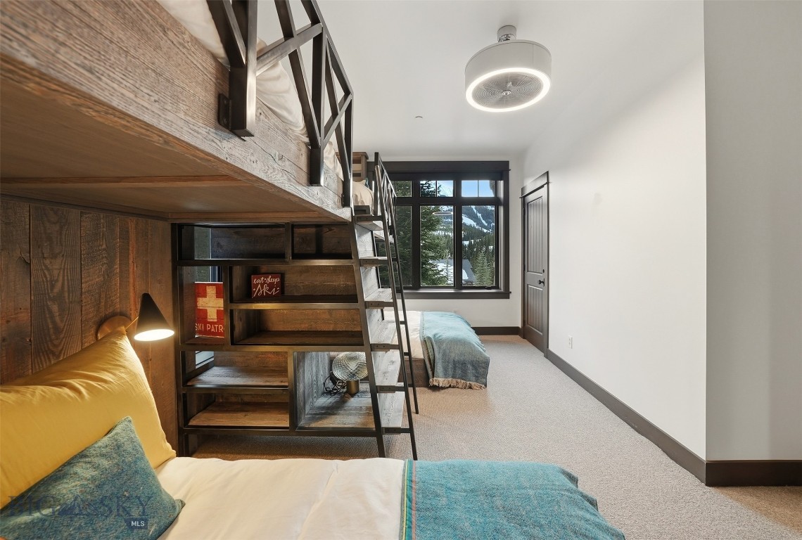 Pinnacle Condo - Residential