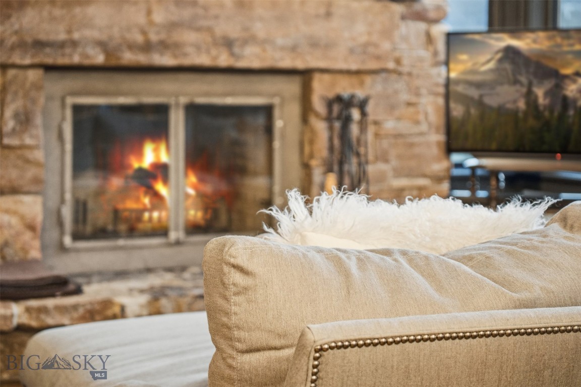 Pinnacle Condo - Residential