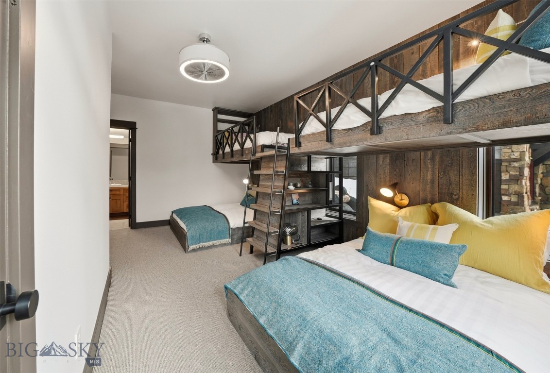 Pinnacle Condo - Residential