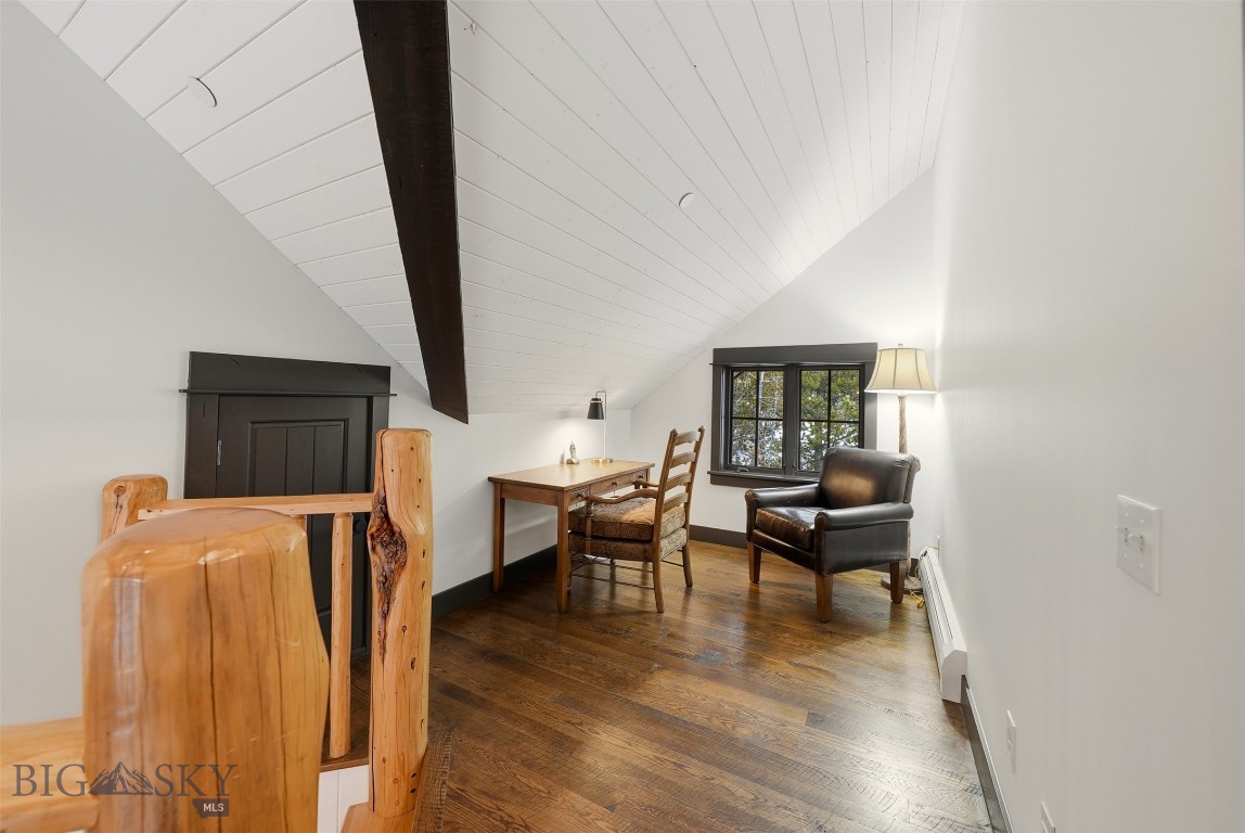 Pinnacle Condo - Residential