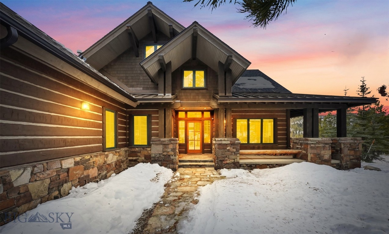 Pinnacle Condo - Residential