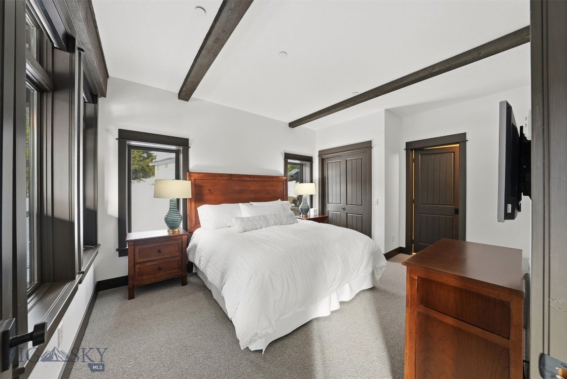 Pinnacle Condo - Residential