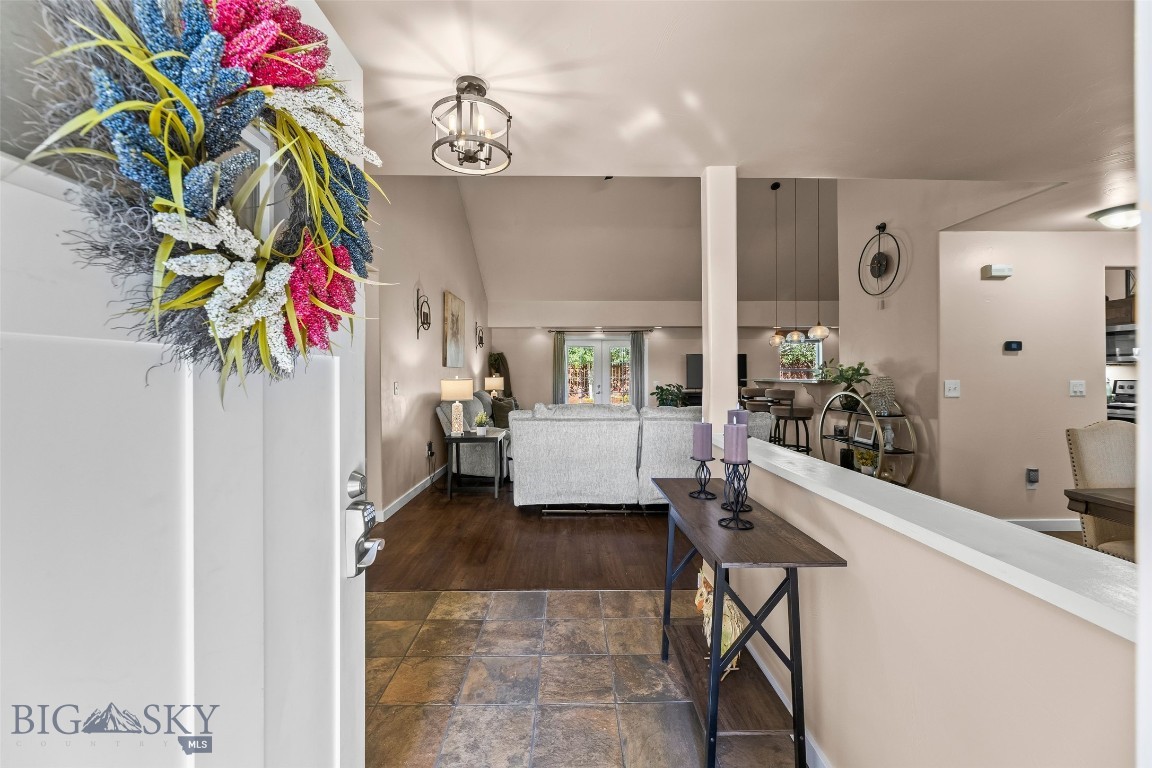 1227 Wildflower Trail