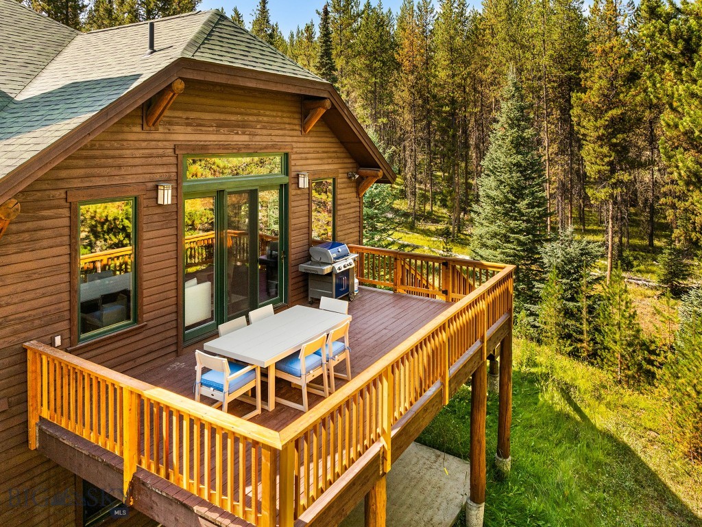 Aspen Groves - Residential