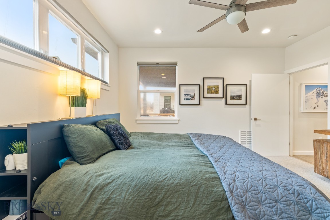 The Lakes at Valley West - Residential