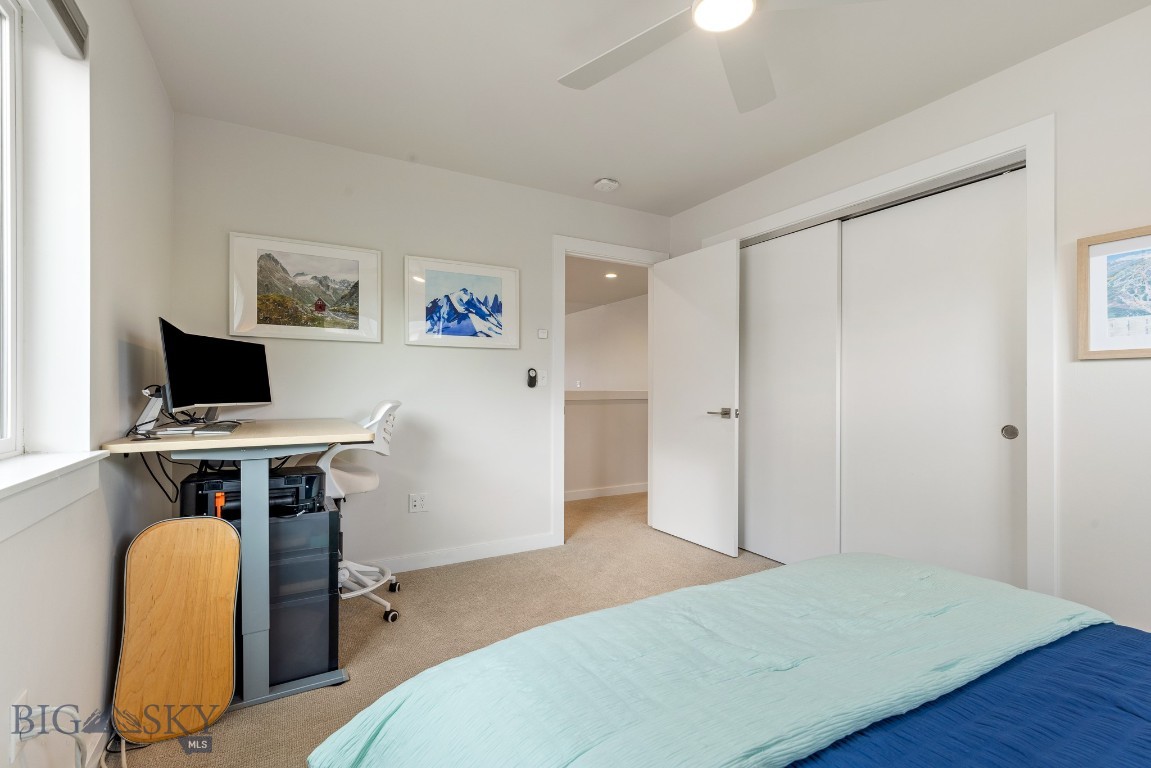The Lakes at Valley West - Residential