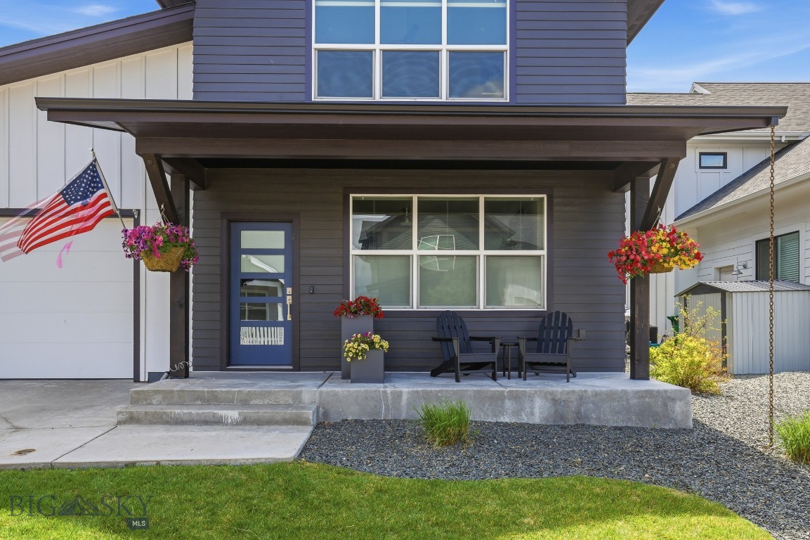 The Lakes at Valley West - Residential