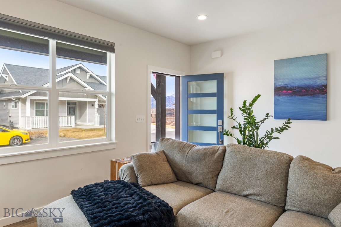 The Lakes at Valley West - Residential