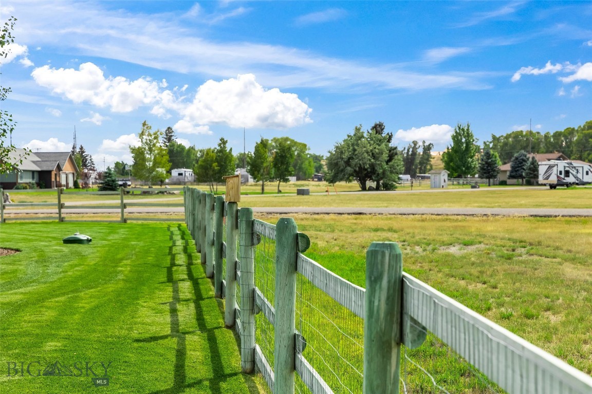 Valley Garden Golf Village - Residential