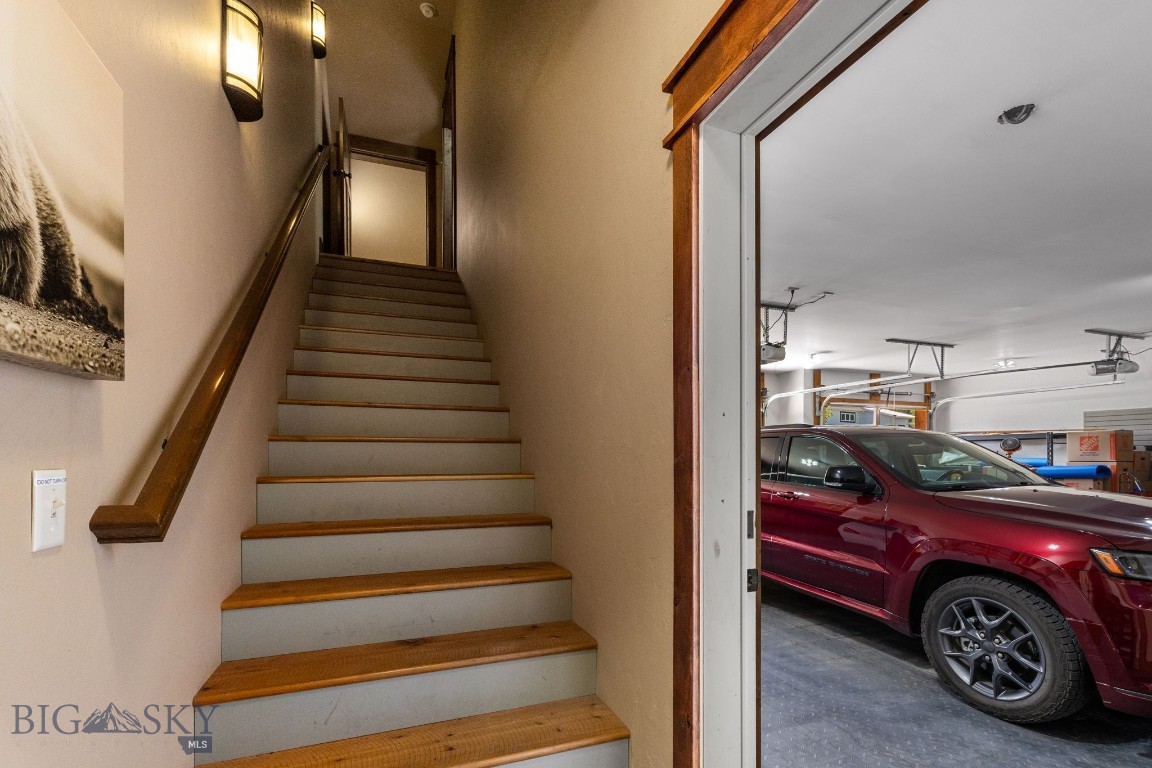 Bozeman, Montana 59715, United States, 4 Bedrooms Bedrooms, ,3 BathroomsBathrooms,Residential,Active,151113