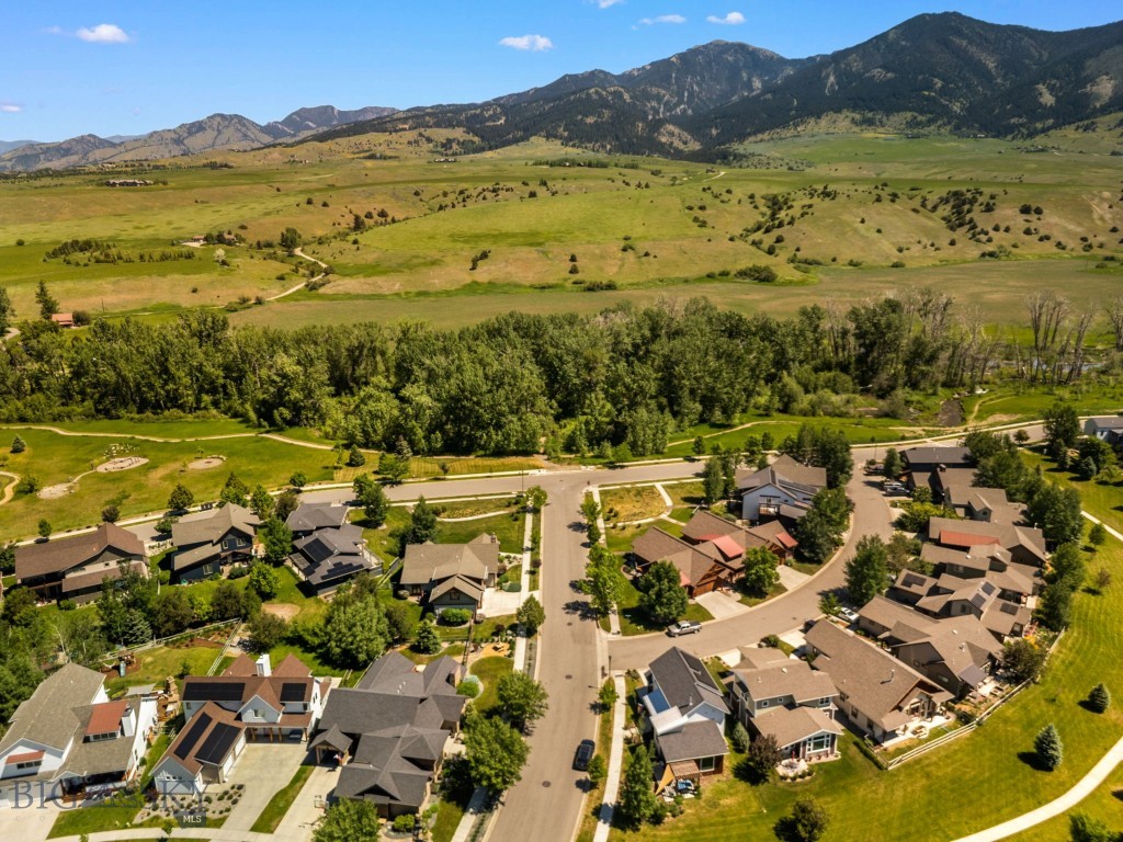 Bozeman, Montana 59715, United States, 4 Bedrooms Bedrooms, ,3 BathroomsBathrooms,Residential,Active,151113