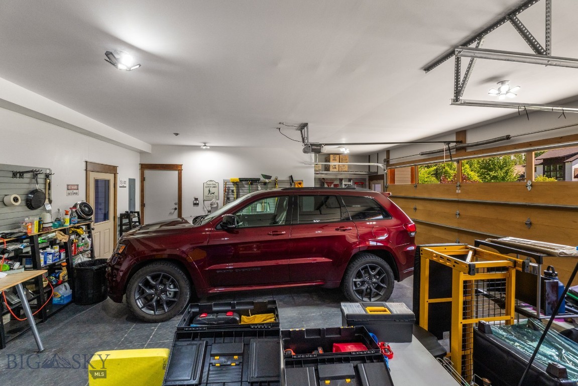 Bozeman, Montana 59715, United States, 4 Bedrooms Bedrooms, ,3 BathroomsBathrooms,Residential,Active,151113