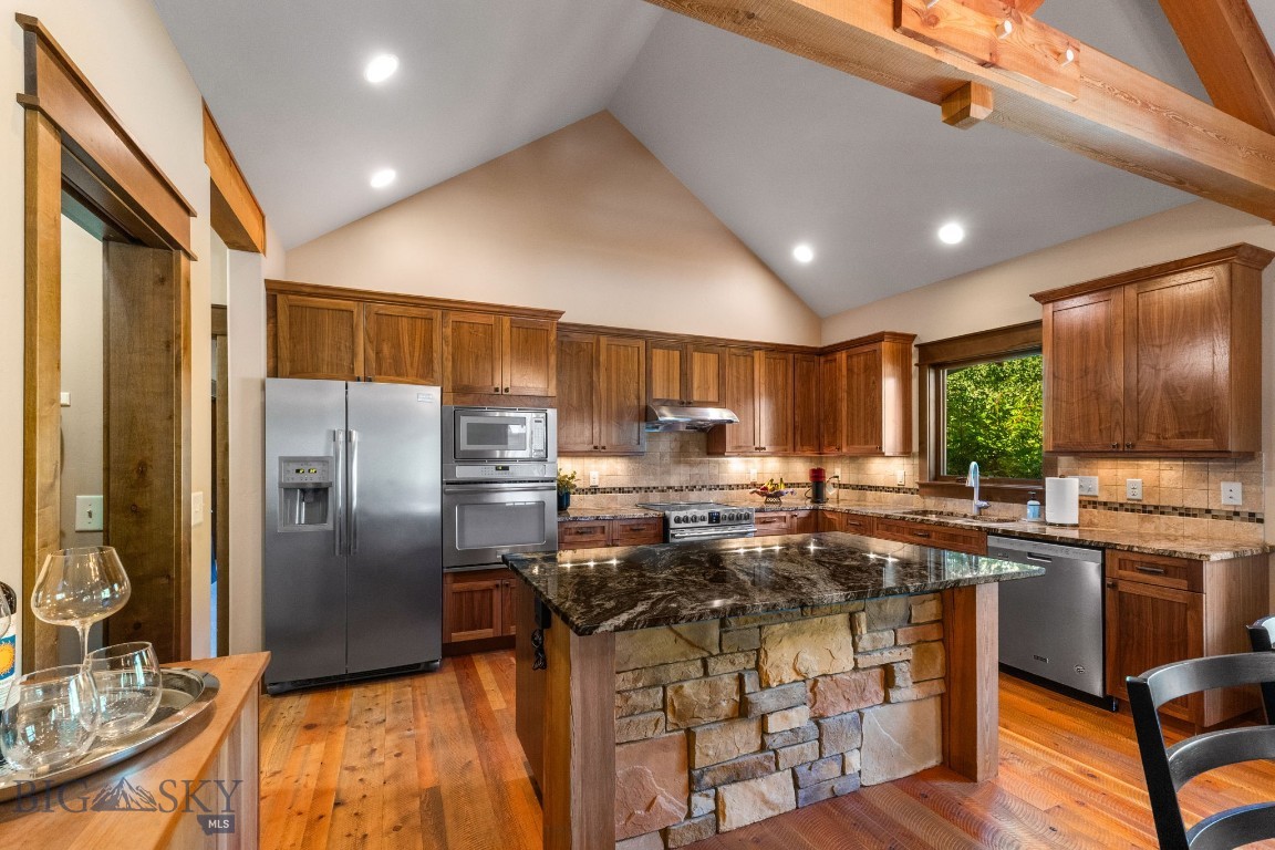 Bozeman, Montana 59715, United States, 4 Bedrooms Bedrooms, ,3 BathroomsBathrooms,Residential,Active,151113