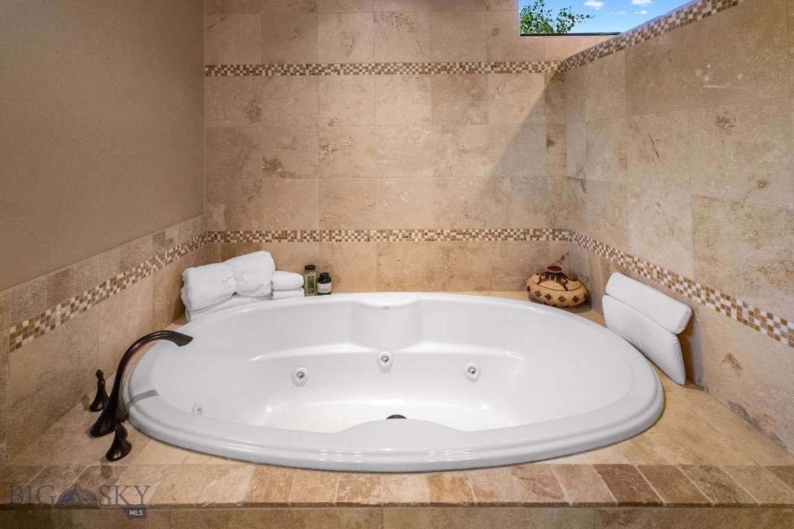 Bozeman, Montana 59715, United States, 4 Bedrooms Bedrooms, ,3 BathroomsBathrooms,Residential,Active,151113