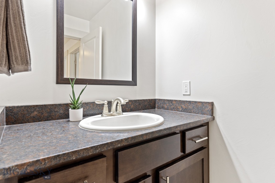 Bozeman, Montana 59718, United States, 3 Bedrooms Bedrooms, ,2 BathroomsBathrooms,Residential,Contingent,44845