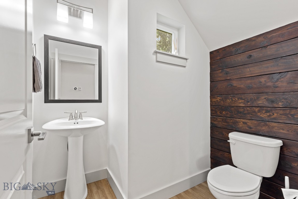 Bozeman, Montana 59718, United States, 3 Bedrooms Bedrooms, ,2 BathroomsBathrooms,Residential,Contingent,44845