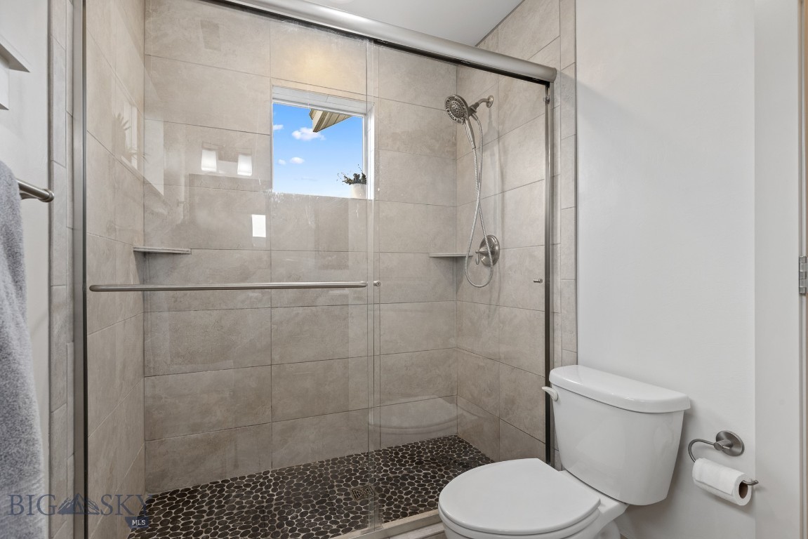 Bozeman, Montana 59718, United States, 3 Bedrooms Bedrooms, ,2 BathroomsBathrooms,Residential,Contingent,44845