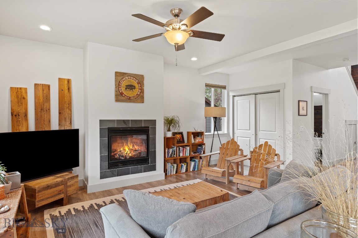 Bozeman, Montana 59718, United States, 3 Bedrooms Bedrooms, ,2 BathroomsBathrooms,Residential,Contingent,44845