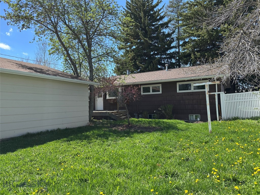 Bozeman, Montana 59715, United States, 3 Bedrooms Bedrooms, ,3 BathroomsBathrooms,Residential,Pending,124479