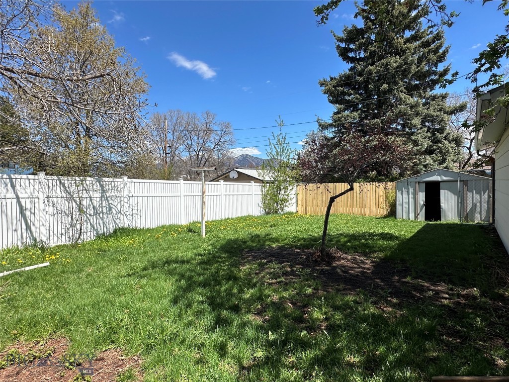 Bozeman, Montana 59715, United States, 3 Bedrooms Bedrooms, ,3 BathroomsBathrooms,Residential,Pending,124479