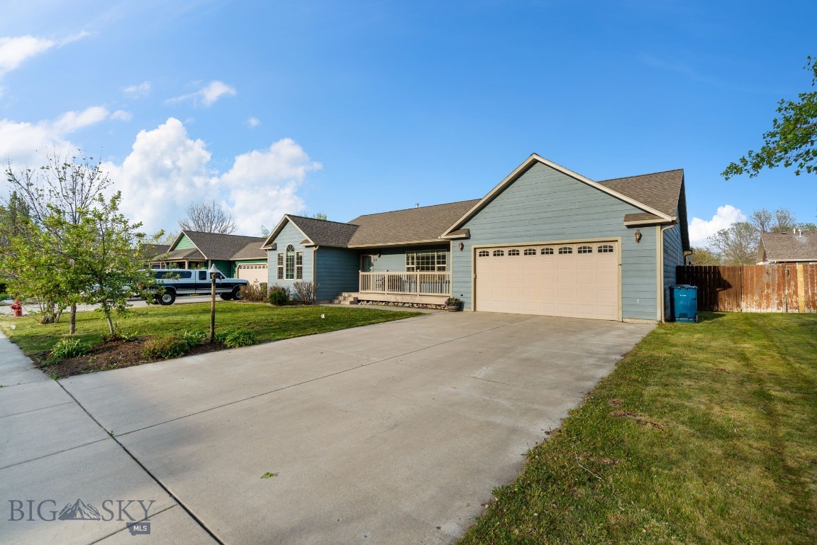 River Rock and Royal Village - Residential