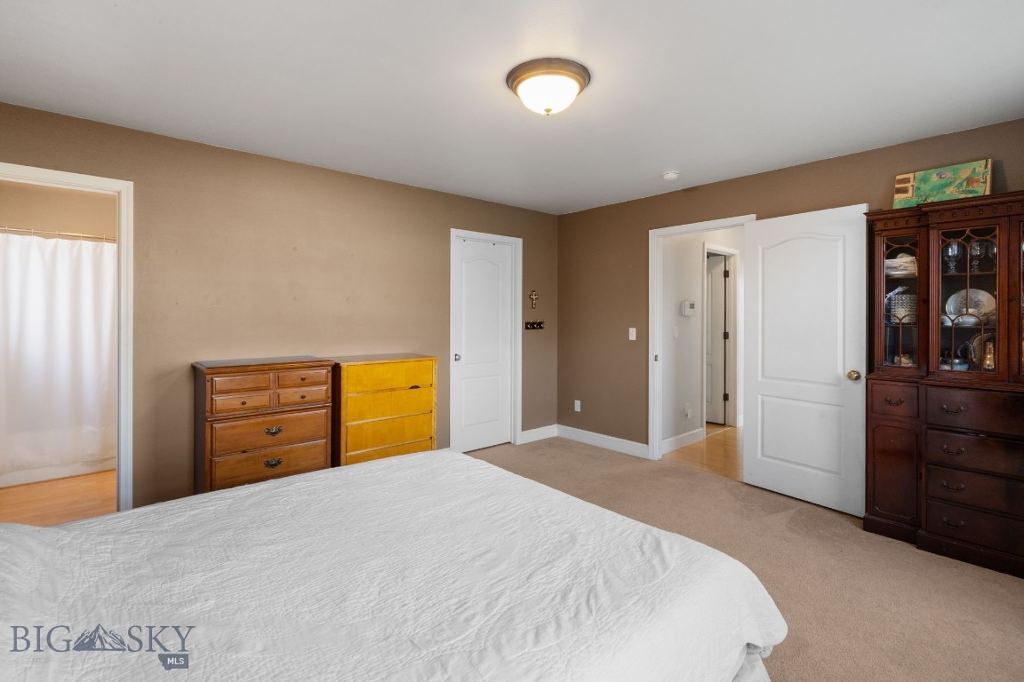River Rock and Royal Village - Residential