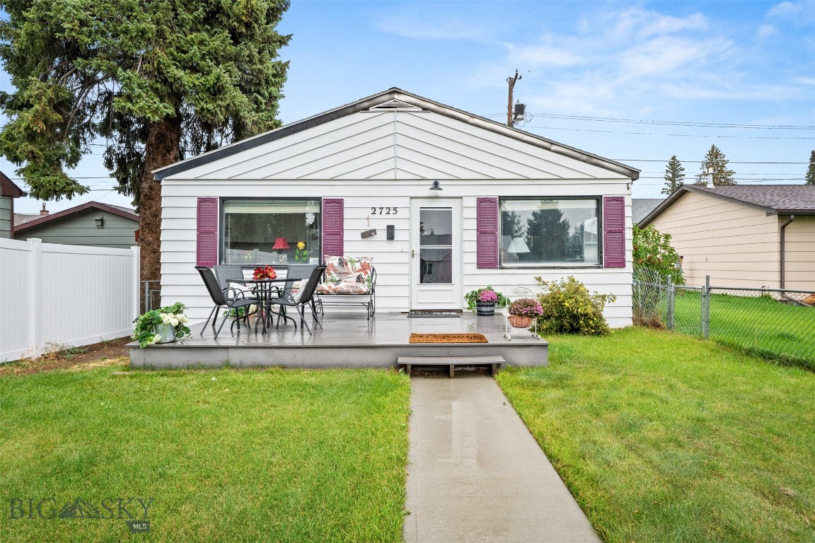 Tucked away in the desirable Floral Boulevard area, this storybook home is full of charm and comfort. Offering 2 bedrooms, 1 bathroom, and a spacious laundry room, it’s the perfect blend of cozy living and practical convenience. Set back from the street, the property provides extra privacy along with a generous front yard and a sunny south-facing deck—ideal for relaxing or entertaining. Whether you’re searching for your first home or ready to step out of the rental market, this inviting gem is ready to welcome you. Schedule your private showing today with your favorite real estate professional.