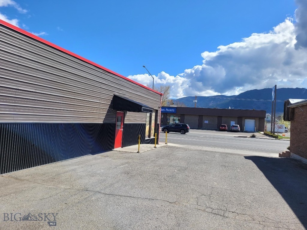 1921 Harrison Avenue