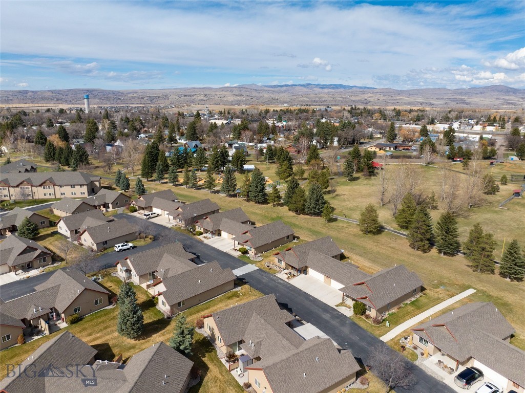 Manhattan, Montana 59741, United States, 2 Bedrooms Bedrooms, ,2 BathroomsBathrooms,Residential,Contingent,61125