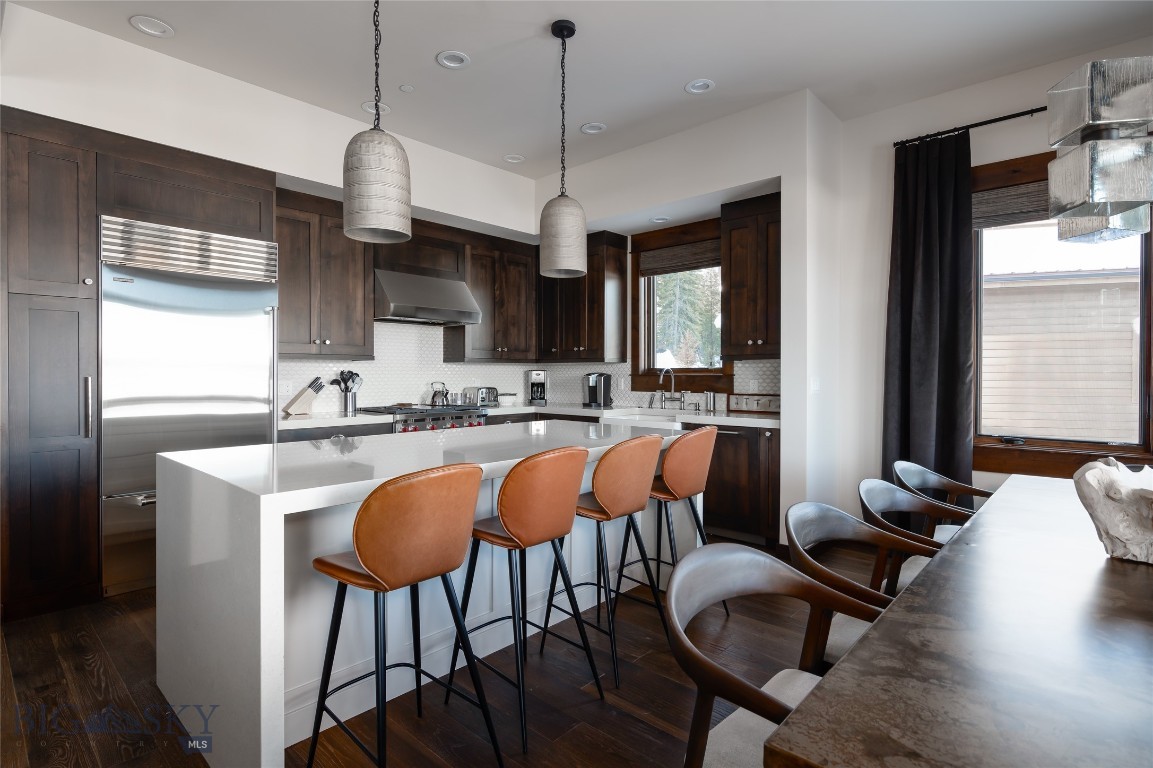 Lodgeside Condominium - Residential