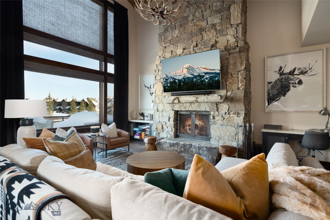 Lodgeside Condominium - Residential