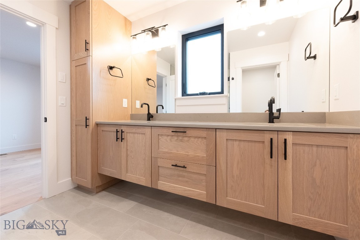 Flanders Creek - Residential