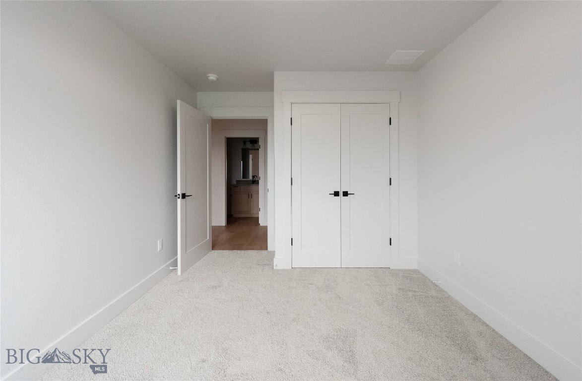 Flanders Creek - Residential