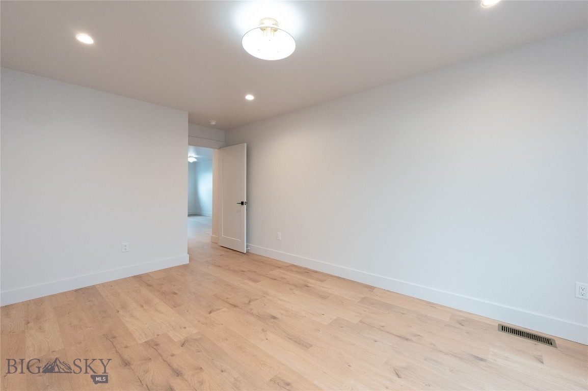 Flanders Creek - Residential